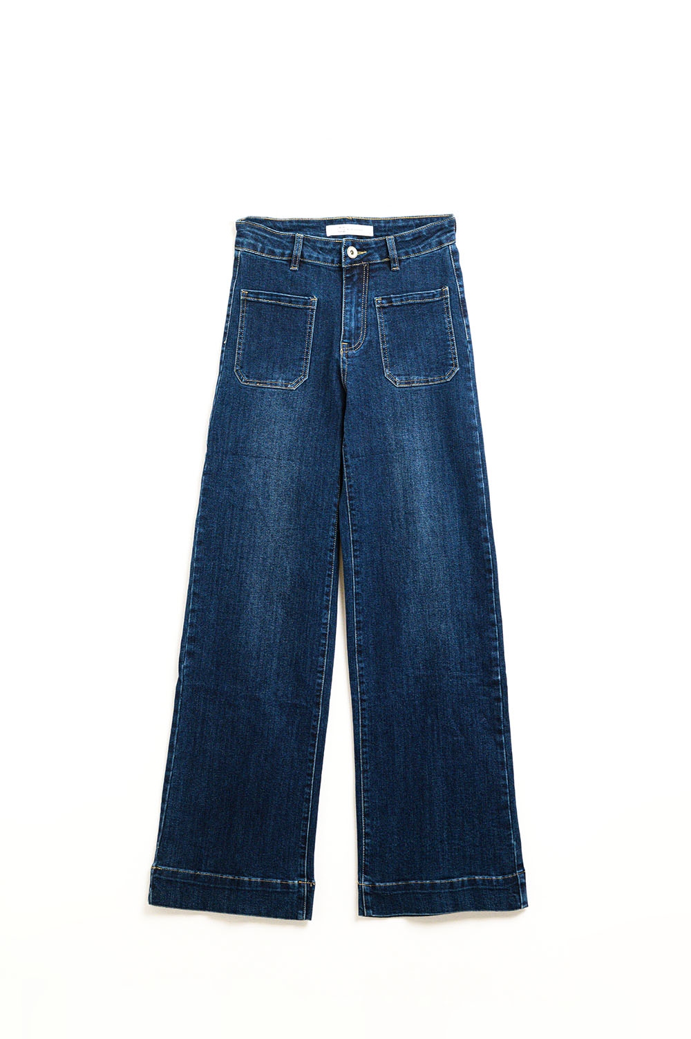 Jeans de lavado oscuro con pierna ancha y bolsillos Jeans de lavado oscuro con pierna ancha y bolsillos