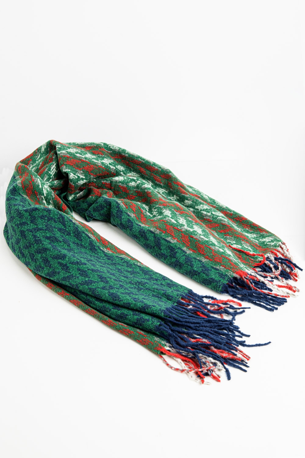 Bufanda de dise&ntilde;o pata de gallo en verde y rojo