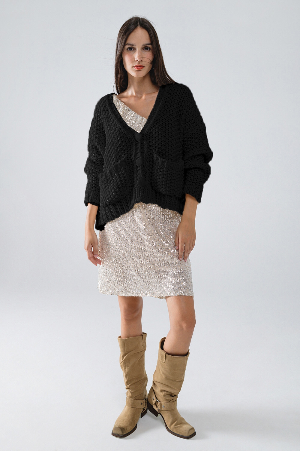 Chaqueta negra oversize de punto grueso con bolsillos Chaqueta negra oversize de punto grueso con bolsillos