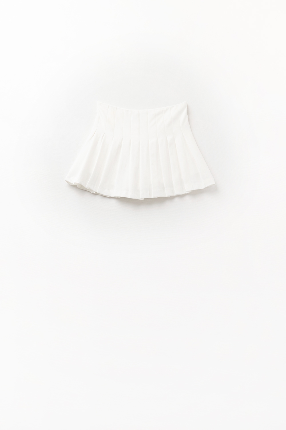 mini falda plisada blanca