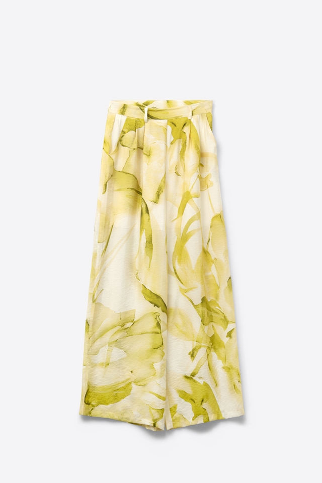 PANTAL&Oacute;N