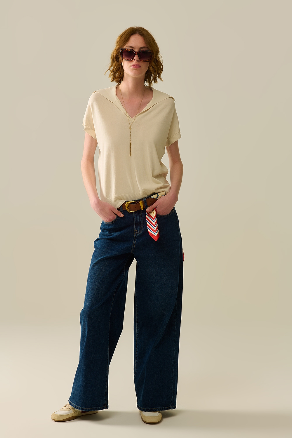 jeans de pierna ancha en lavado oscuro jeans de pierna ancha en lavado oscuro