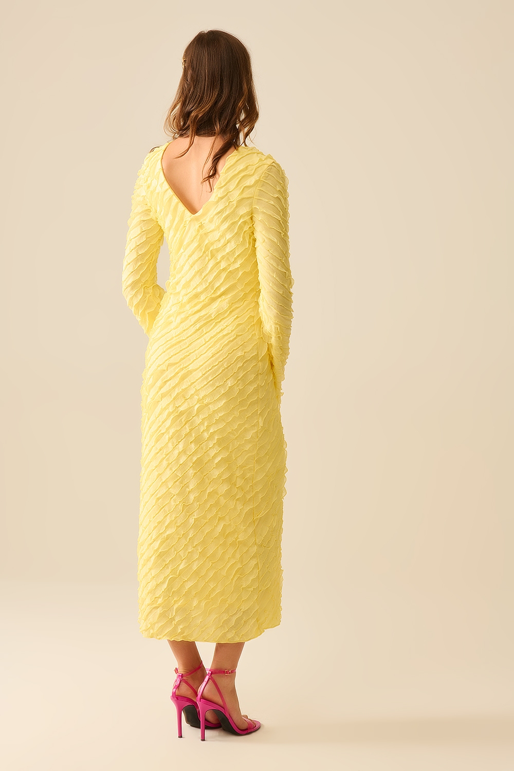 Maxi Vestido Amarillo Mantequilla Con Diseño De Volantes Al Bies Mini Maxi Vestido Amarillo Mantequilla Con Diseño De Volantes Al Bies Mini