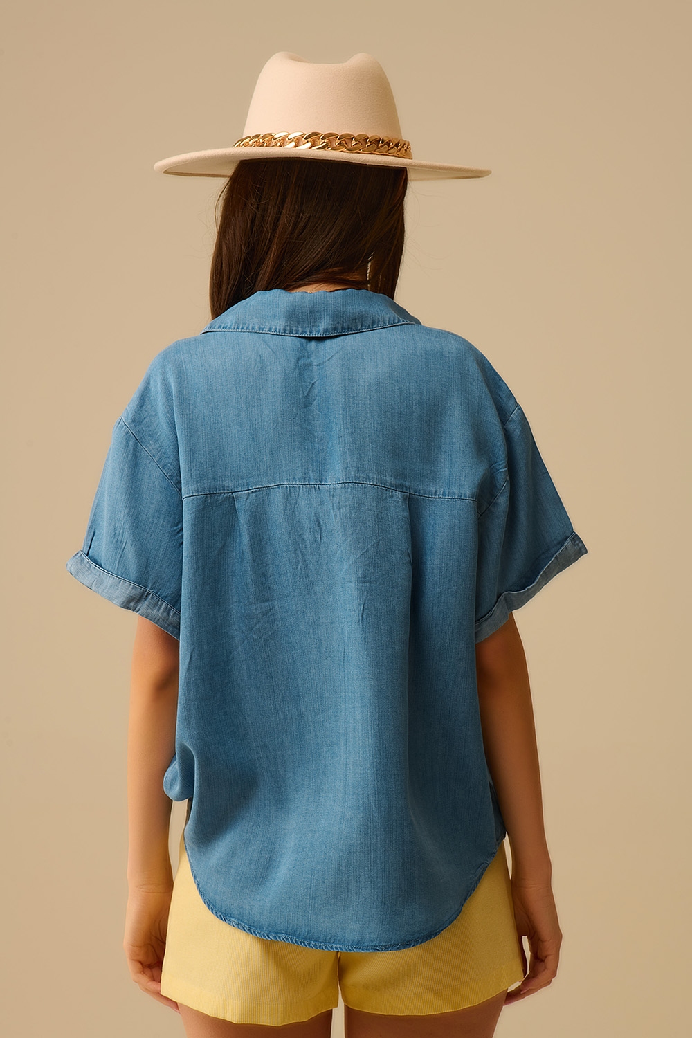 Camisa de manga corta de Tencel con bolsillo en el pecho en azul Camisa de manga corta de Tencel con bolsillo en el pecho en azul