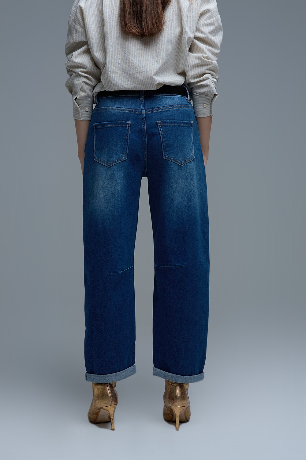 Vaqueros Basic Barrel Style en azul medio