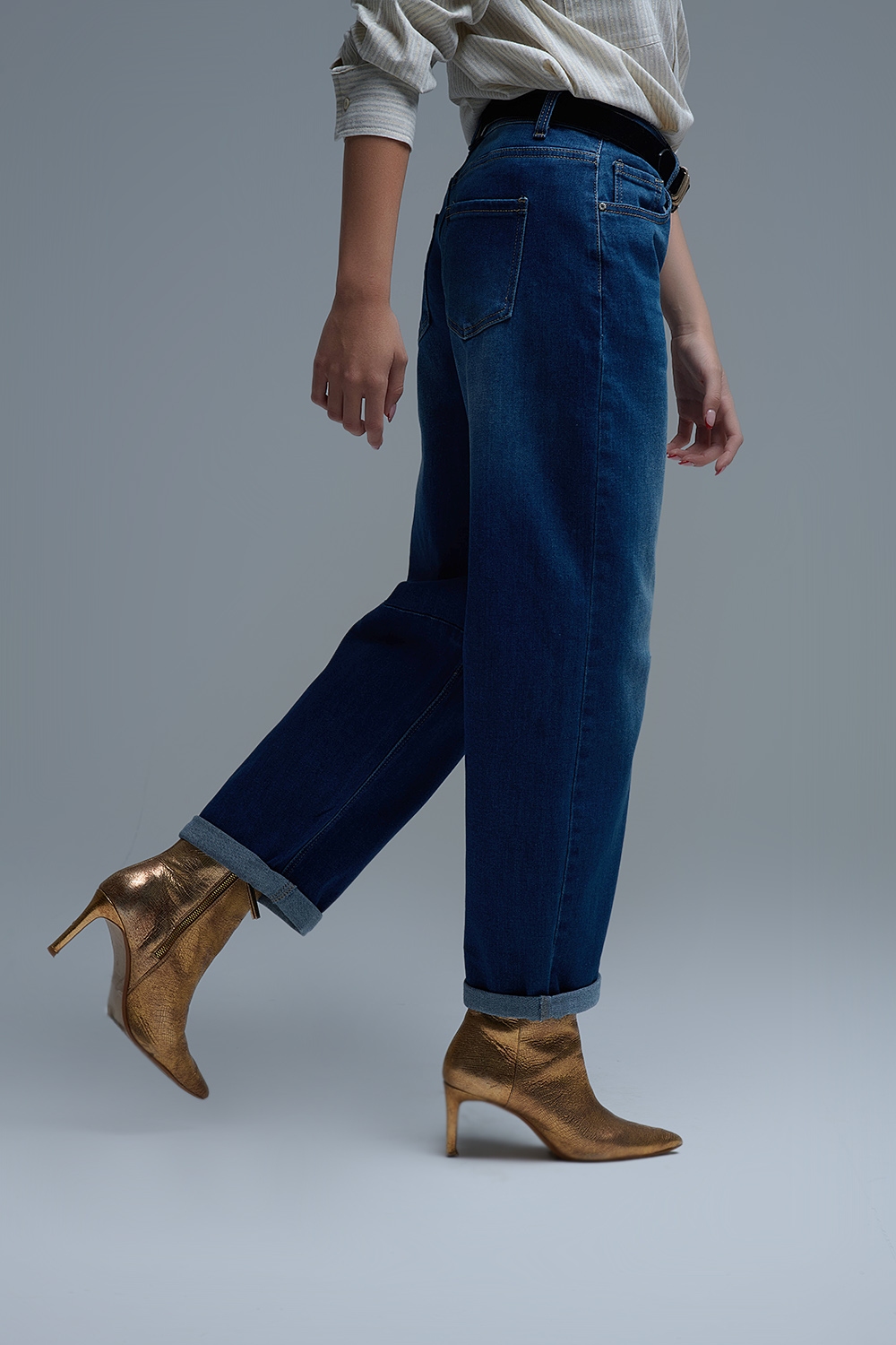 Vaqueros Basic Barrel Style en azul medio