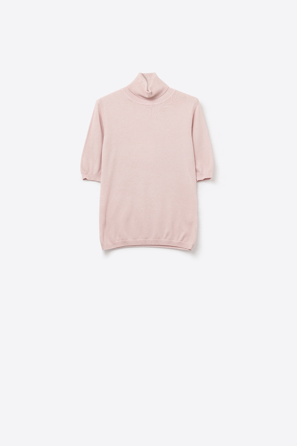 Jersey de punto fino en rosa con cuello alto y mangas al codo Jersey de punto fino en rosa con cuello alto y mangas al codo