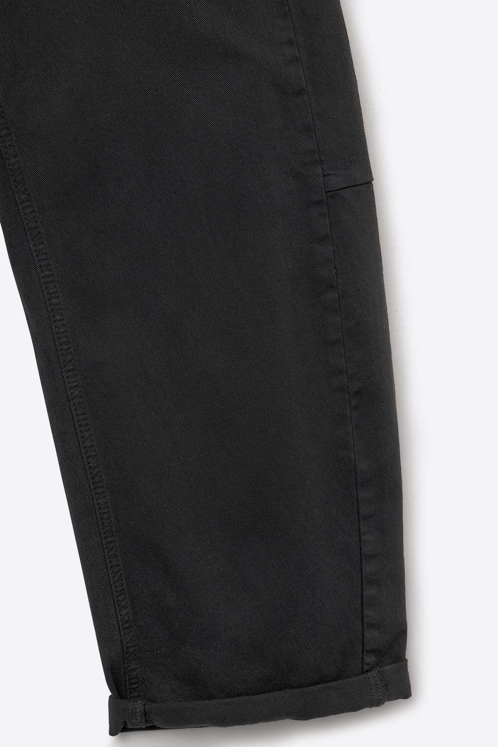 Vaqueros Globo Barrel Negros de Moda con Bolsillos