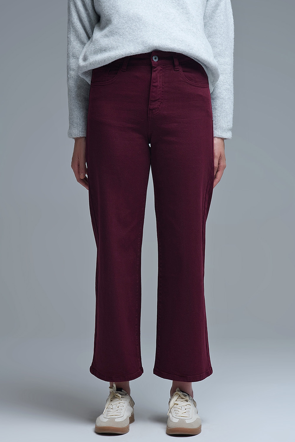Vaqueros cropped wide leg en burdeos Vaqueros cropped wide leg en burdeos