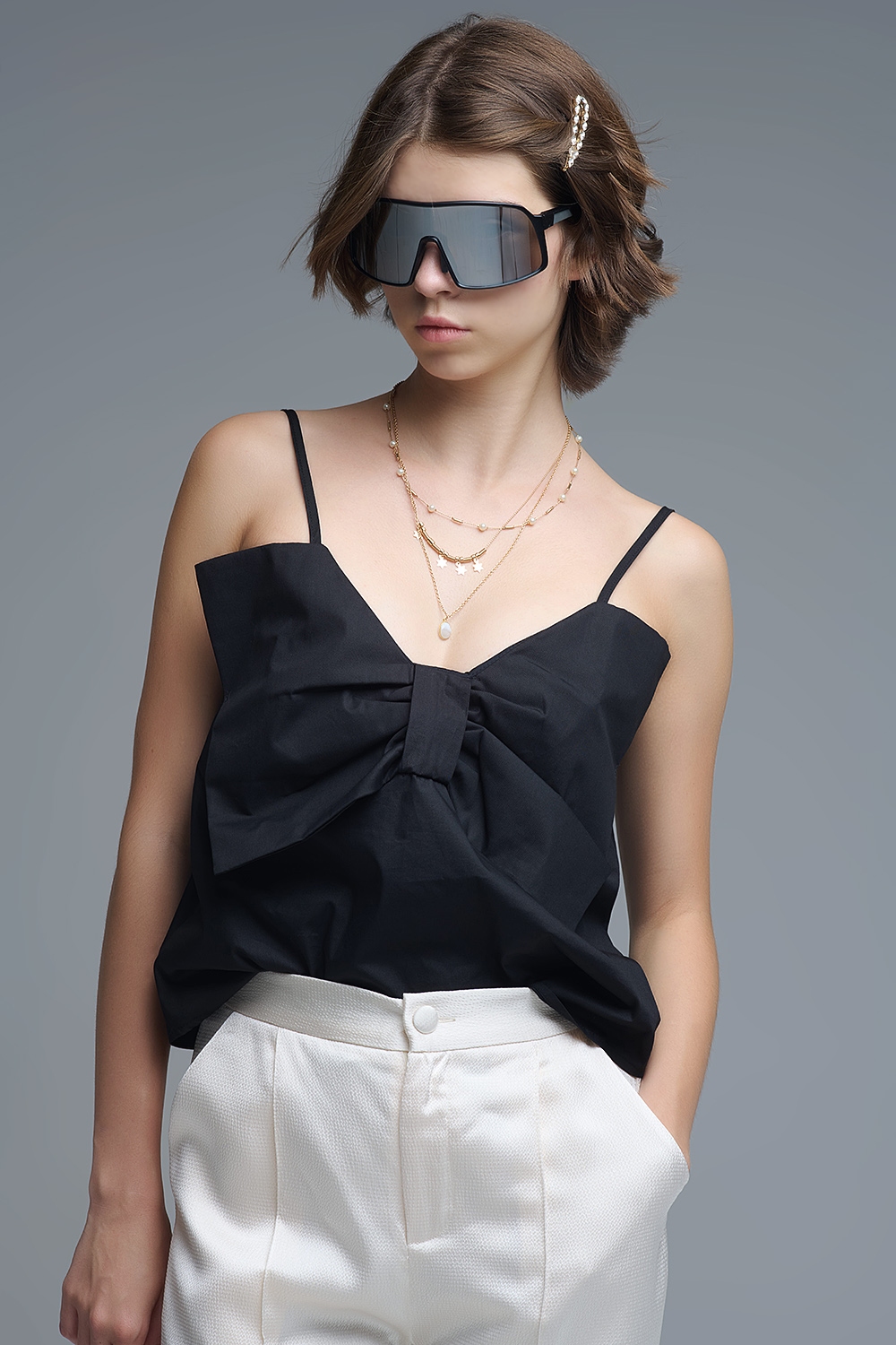 Top negro de popelina con detalle de lazo Top negro de popelina con detalle de lazo