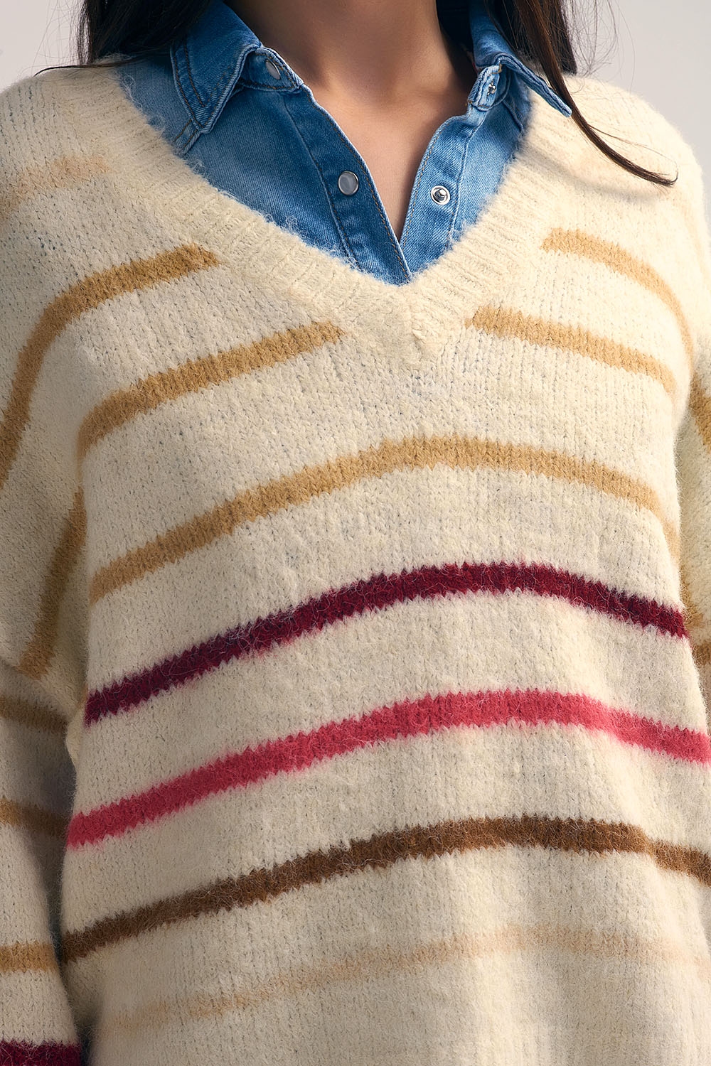 Jersey oversize crema con raya multicolor Jersey oversize crema con raya multicolor