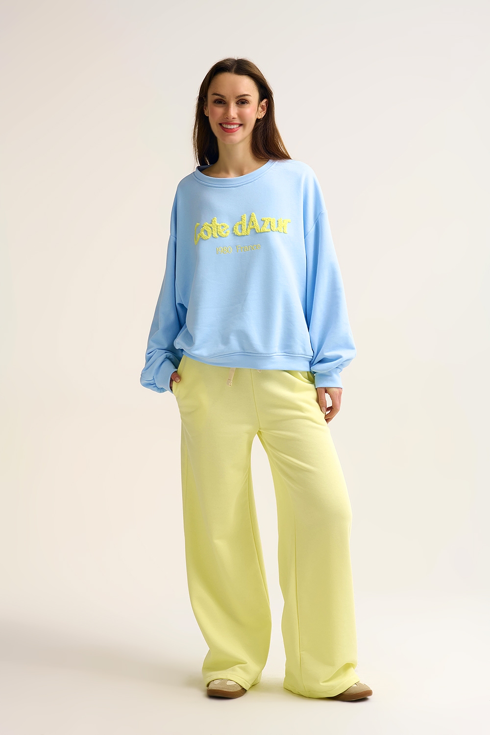 Pantalón de chándal de punto recto amarillo con cintura elástica y corbata Pantalón de chándal de punto recto amarillo con cintura elástica y corbata