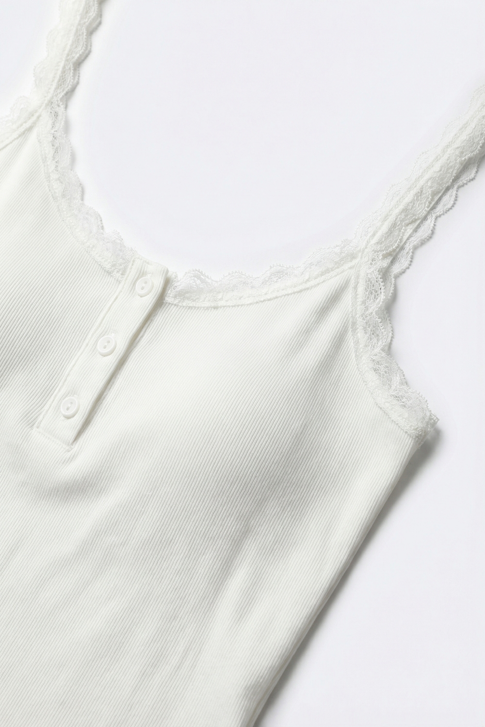 Camiseta de tirantes de punto acanalado blanco con tirantes finos Camiseta de tirantes de punto acanalado blanco con tirantes finos