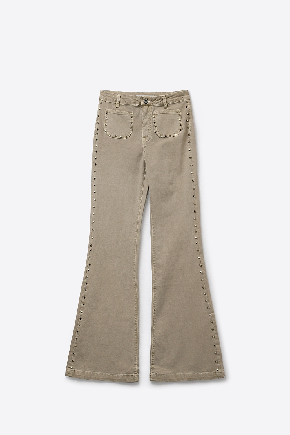 Pantalones acampanados beige con detalle lateral de tachuelas Pantalones acampanados beige con detalle lateral de tachuelas