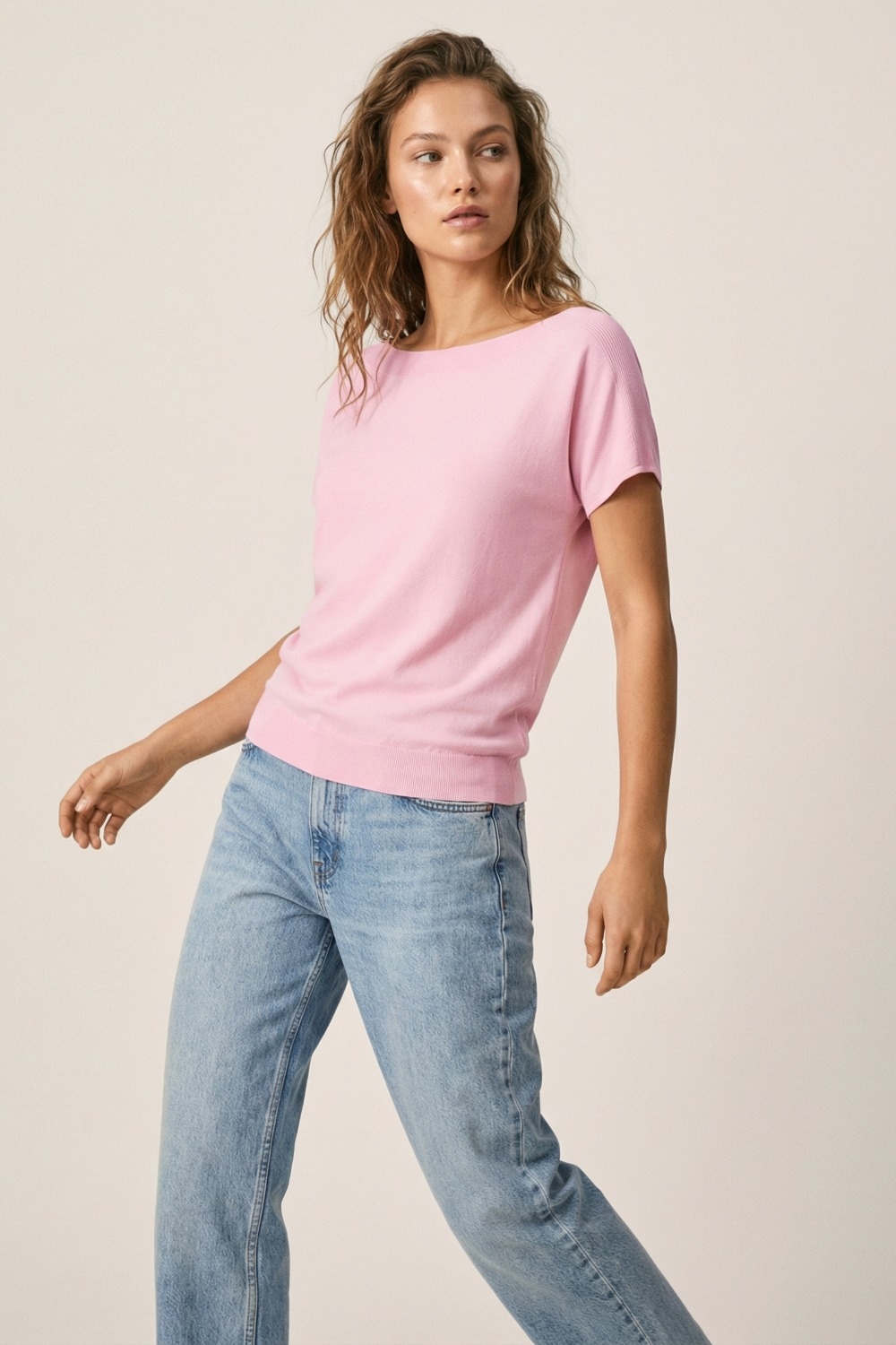 Jersey relajado rosa bebé con cuello barco y mangas caídas Jersey relajado rosa bebé con cuello barco y mangas caídas