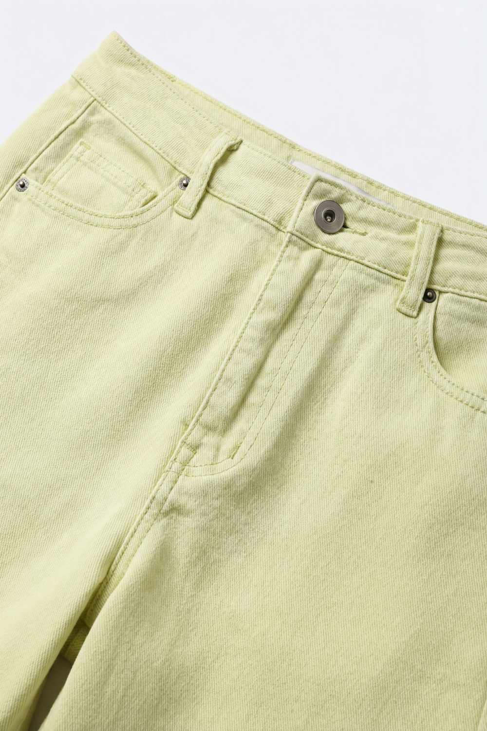 Pantalones de sarga de algodón elásticos con pernera extra ancha en verde menta Pantalones de sarga de algodón elásticos con pernera extra ancha en verde menta
