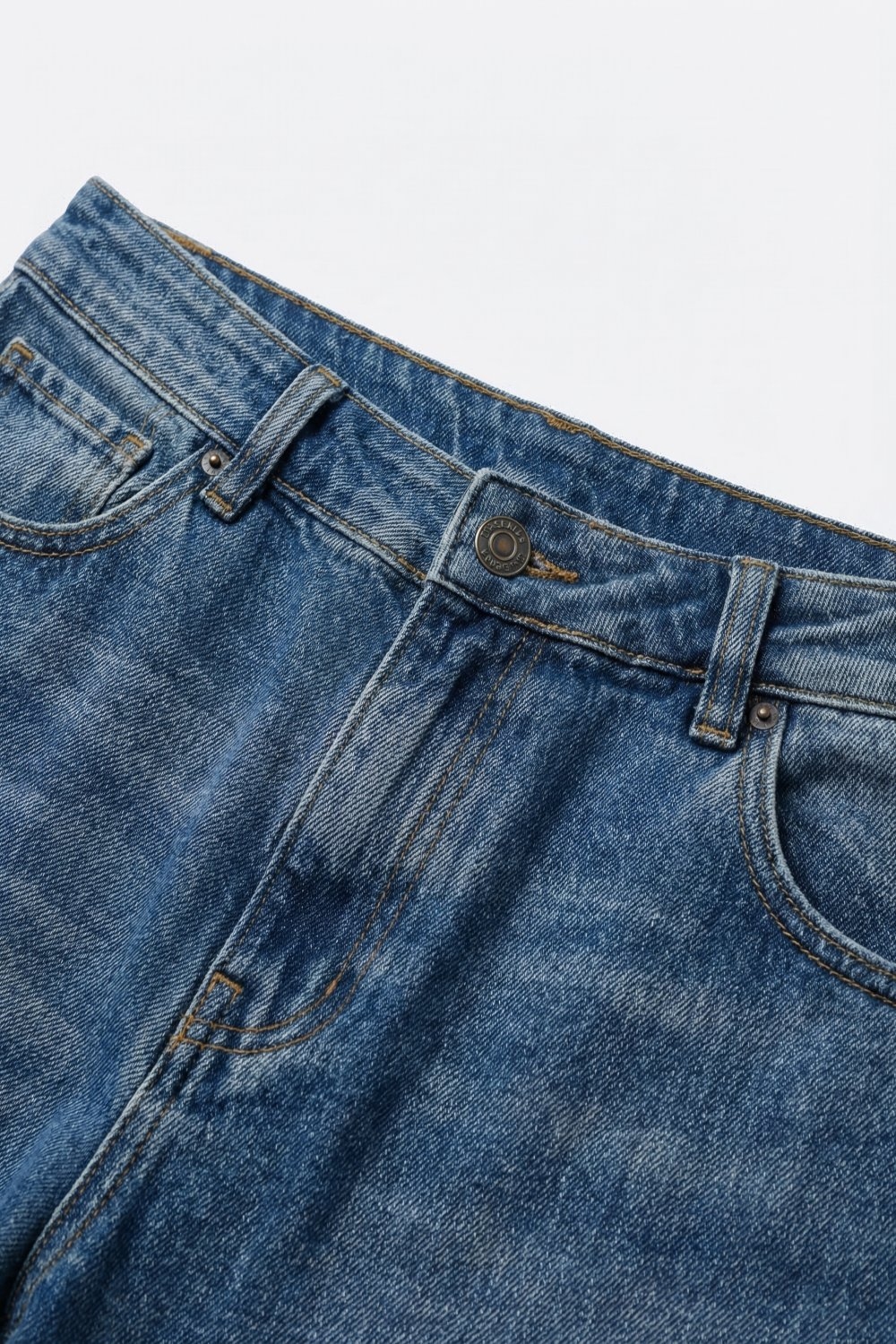 Jeans de Pierna de Barril con Detalle de Costura en la Rodilla de Lavado Claro Jeans de Pierna de Barril con Detalle de Costura en la Rodilla de Lavado Claro