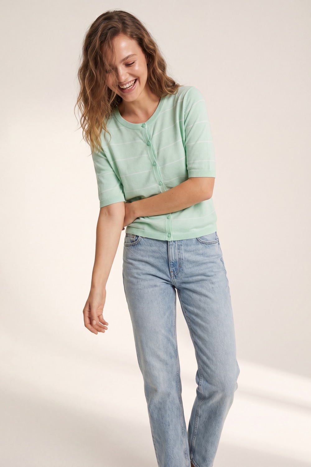 Chaqueta de punto fino verde menta con botones