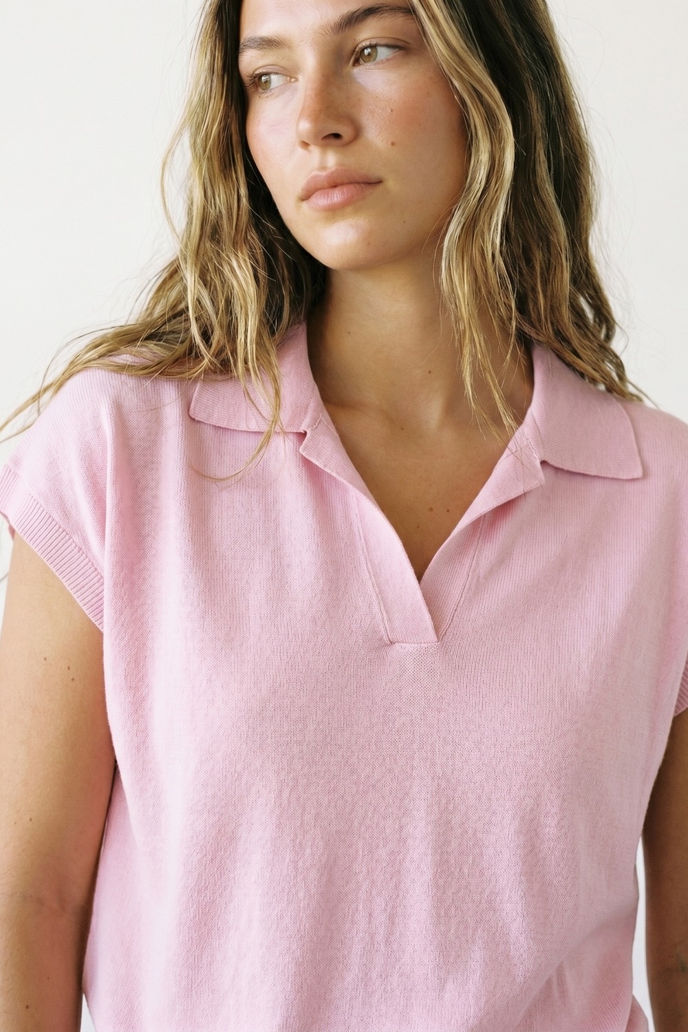 Polo de Punto Ligero Rosa con Mangas Cortas