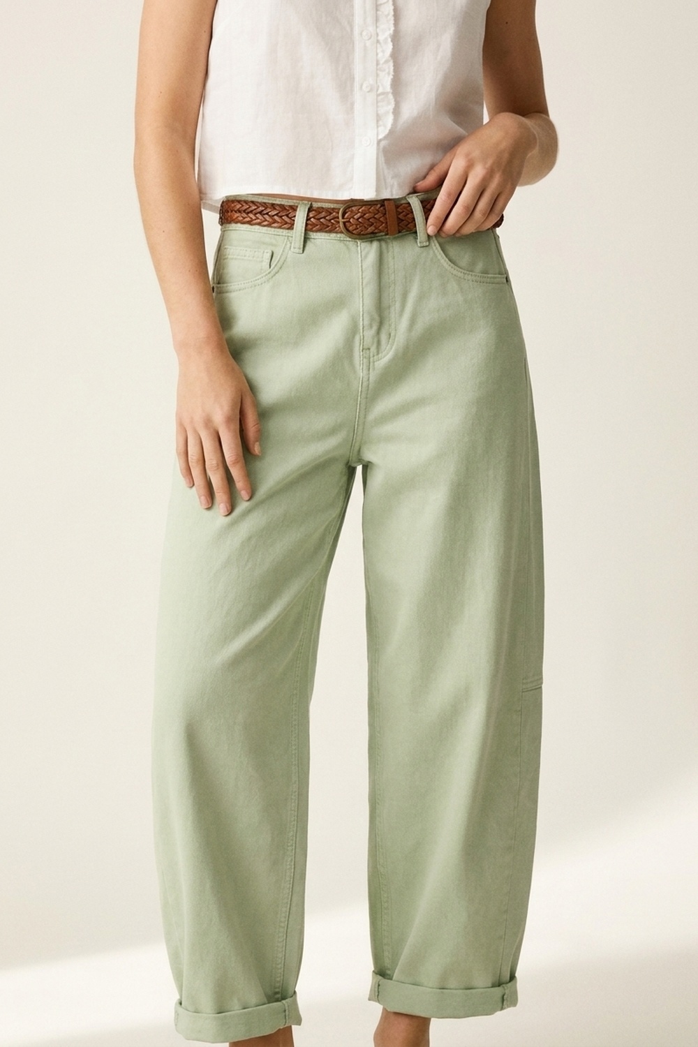 Pantalones Casuales de Algodón Verde Claro de Pierna Ancha en Estilo Barril Pantalones Casuales de Algodón Verde Claro de Pierna Ancha en Estilo Barril