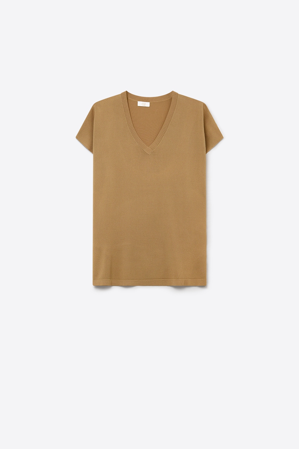 Jersey camel de punto fino con cuello en V y manga corta Jersey camel de punto fino con cuello en V y manga corta