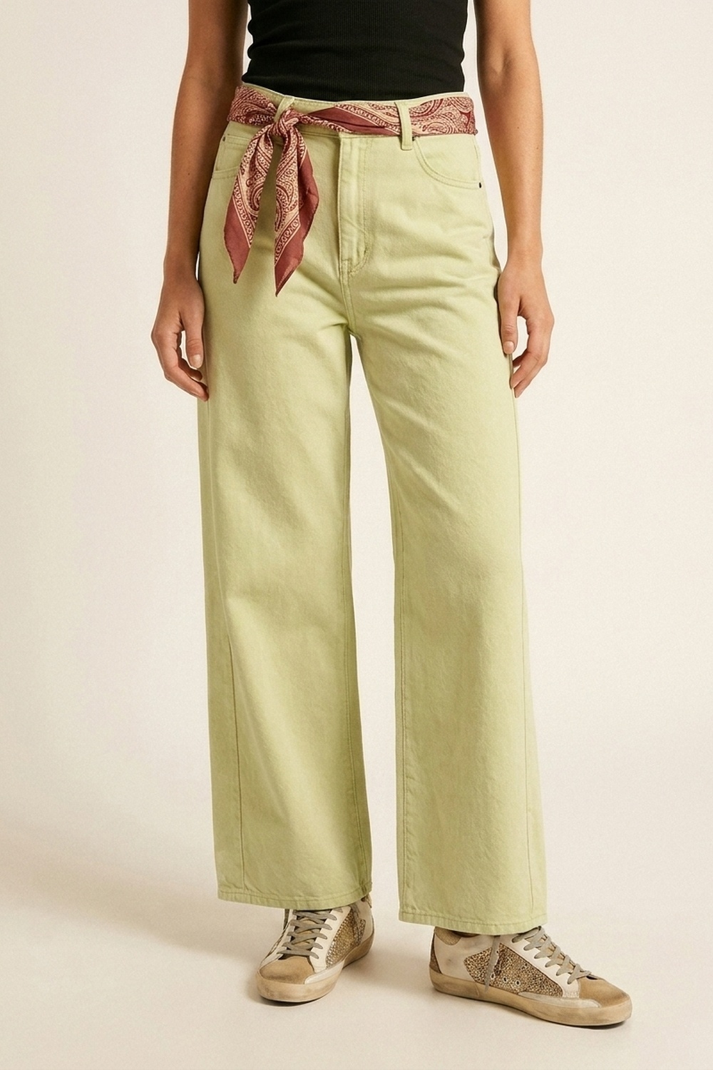 Pantalones de sarga de algodón elásticos con pernera extra ancha en verde menta Pantalones de sarga de algodón elásticos con pernera extra ancha en verde menta