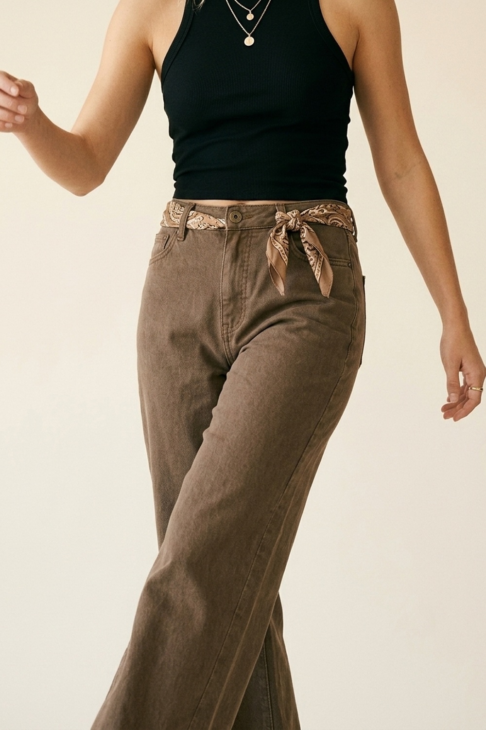 Pantalones de Mezclilla de Algodón Marrones de Pierna Ancha Casual Pantalones de Mezclilla de Algodón Marrones de Pierna Ancha Casual