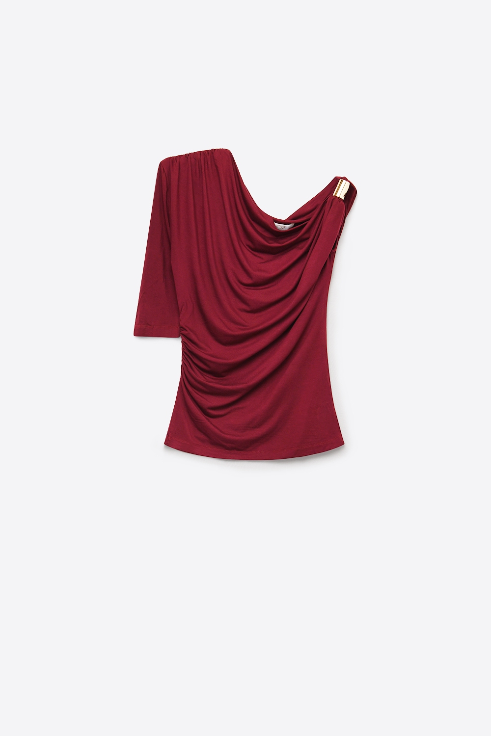 Blusa Asim&eacute;trica con Acento Met&aacute;lico en Jersey Burdeos