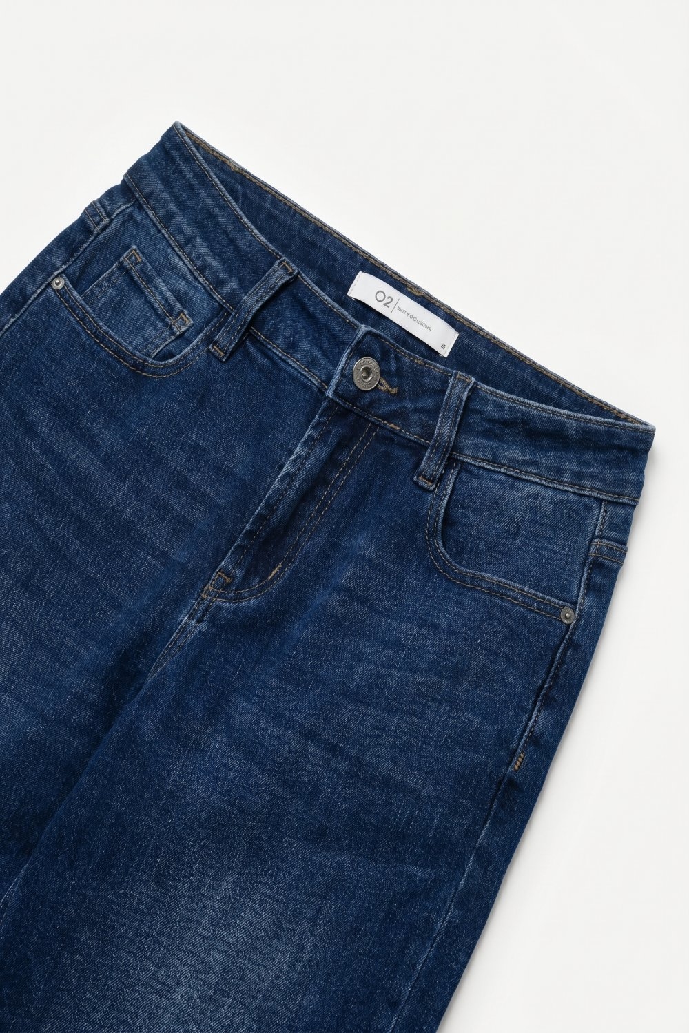 Vaqueros Basic Barrel Style en azul medio