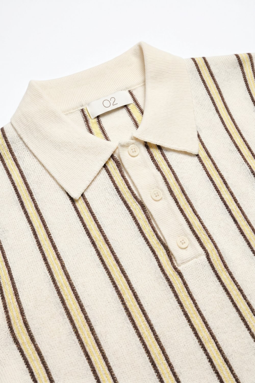 Polo de Punto Fino con Botones y Rayas Crema