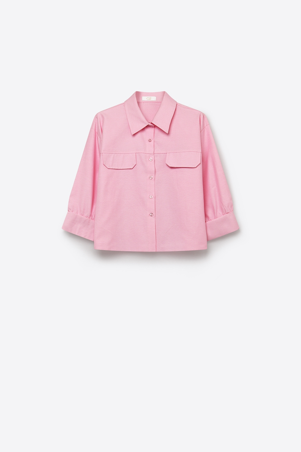 Camisa corta de tela oxford rosa con bolsillos en el pecho