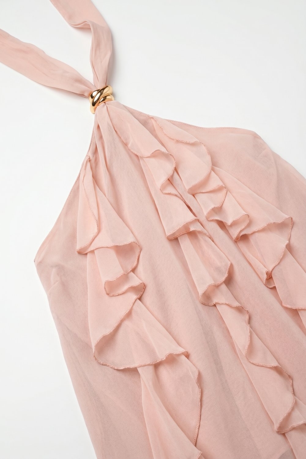 Top sin mangas con detalle de volantes de gasa y cuello halter en rosa claro