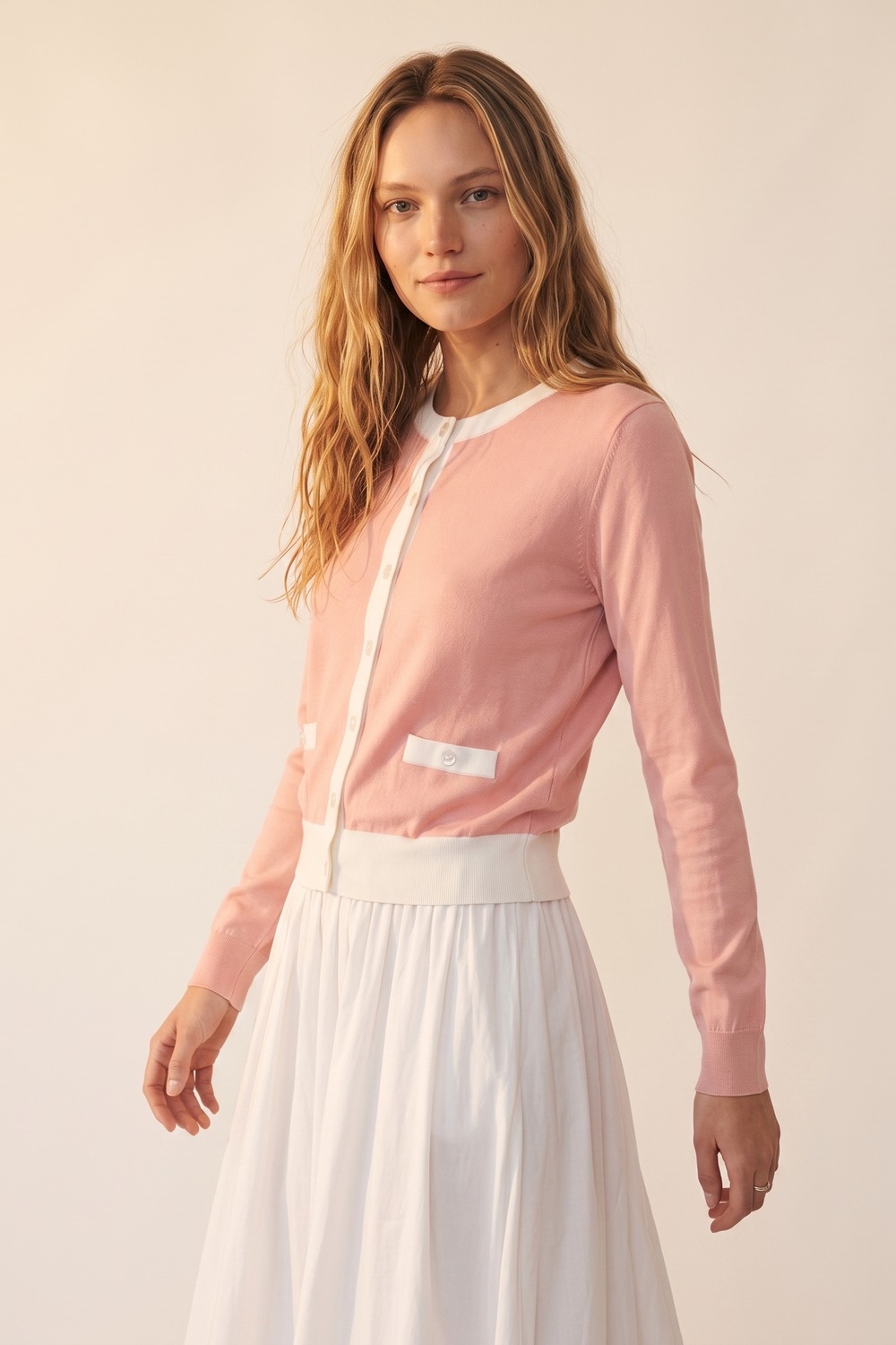 Chaqueta de punto fino con ribete en contraste color rosa viejo Chaqueta de punto fino con ribete en contraste color rosa viejo