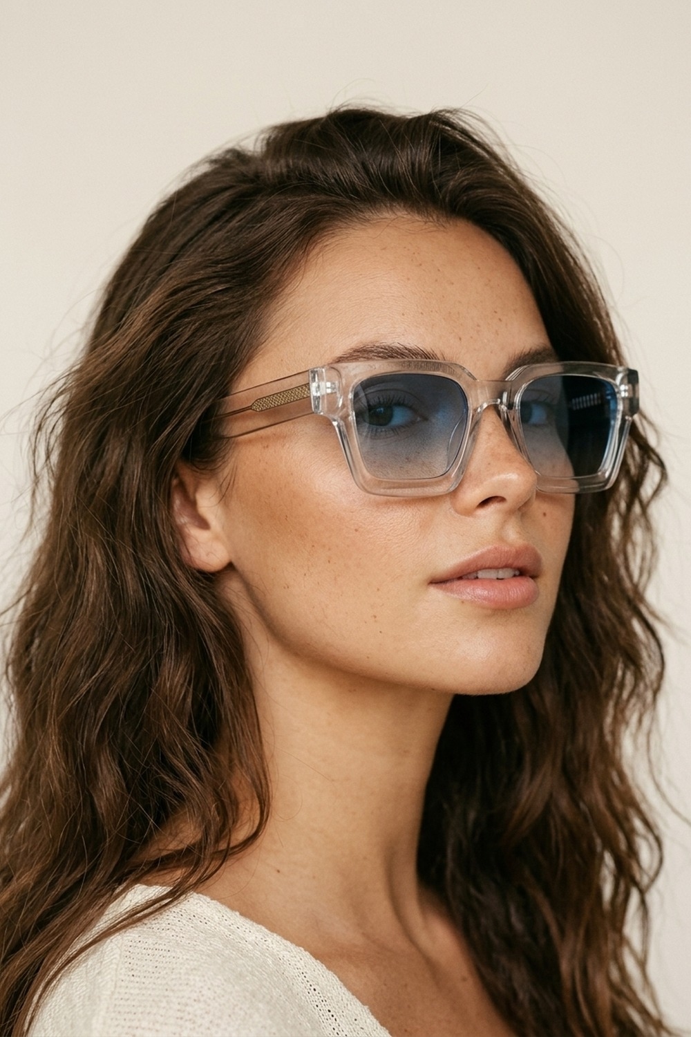 Gafas de sol con montura cuadrada transparente y lentes de degradado multicolor Gafas de sol con montura cuadrada transparente y lentes de degradado multicolor