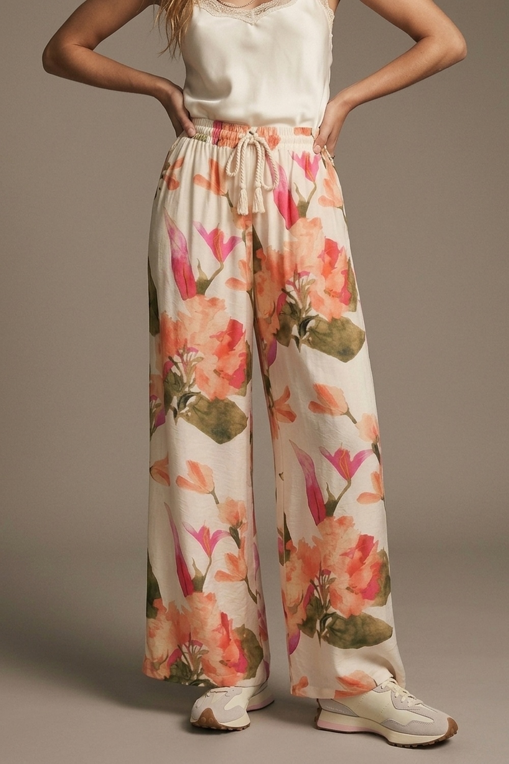 Pantalones anchos de estampado floral crema con cintura elástica Pantalones anchos de estampado floral crema con cintura elástica