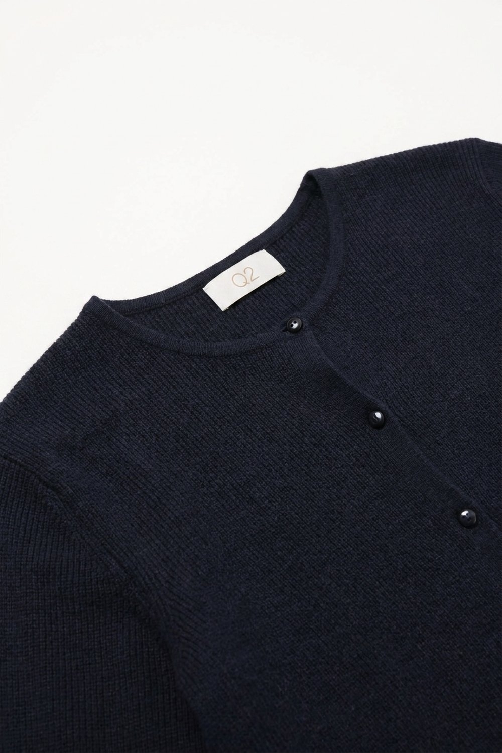 Cardigan de punto suave azul marino con cuello redondo y botones en la parte delantera Cardigan de punto suave azul marino con cuello redondo y botones en la parte delantera
