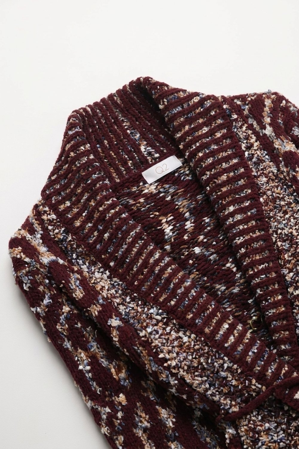 C&aacute;rdigan Burdeos de Punto Grueso Jacquard con Cintur&oacute;n y Cuello Chal