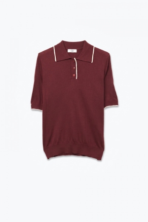 Polo de manga corta burdeos de punto fino con ribete en contraste