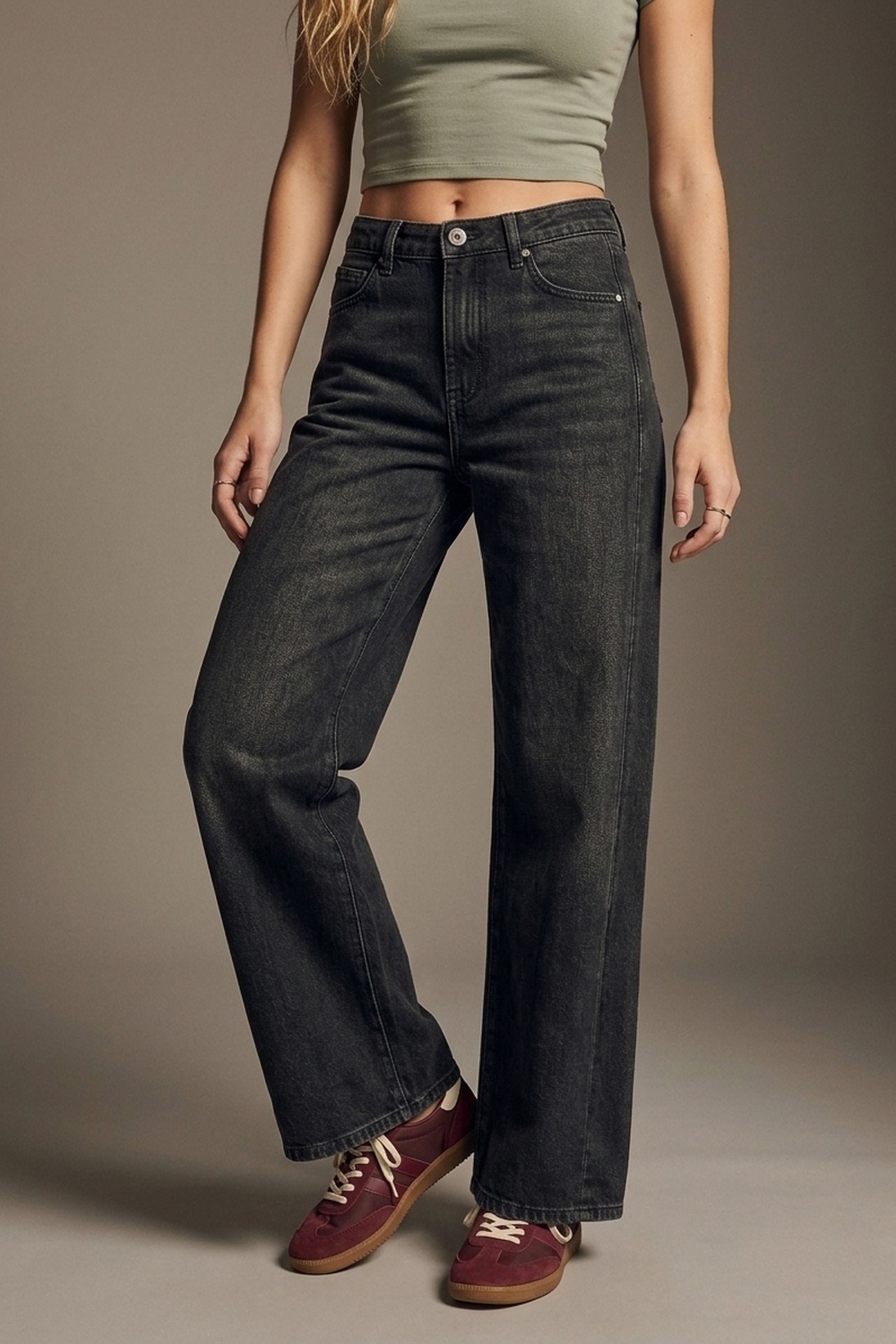 Jeans negros descoloridos de pierna extra ancha en denim lavado vintage