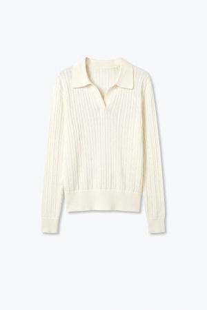 Suéter de cuello polo de punto trenzado de mezcla de lana merino color crema con ribete acanalado