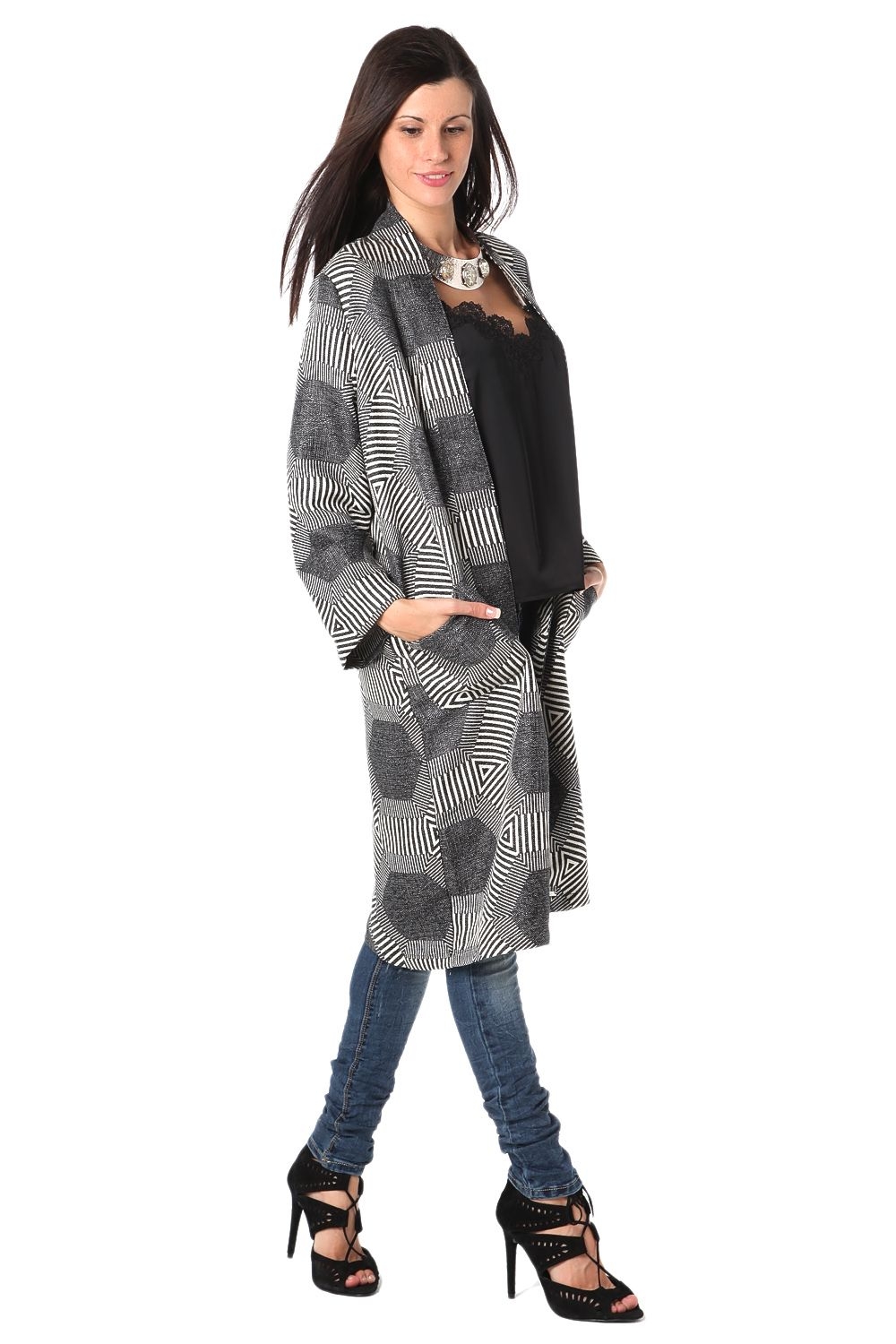 Kimono con estampado estilo mosaico negro