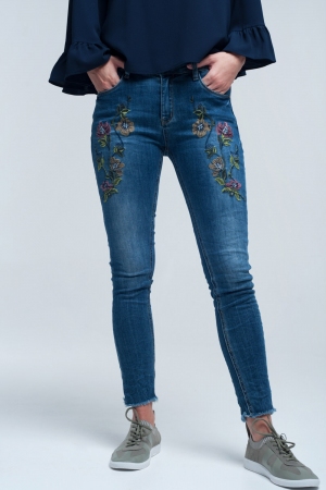 Blaue Skinny-Jeans-Detailstickerei