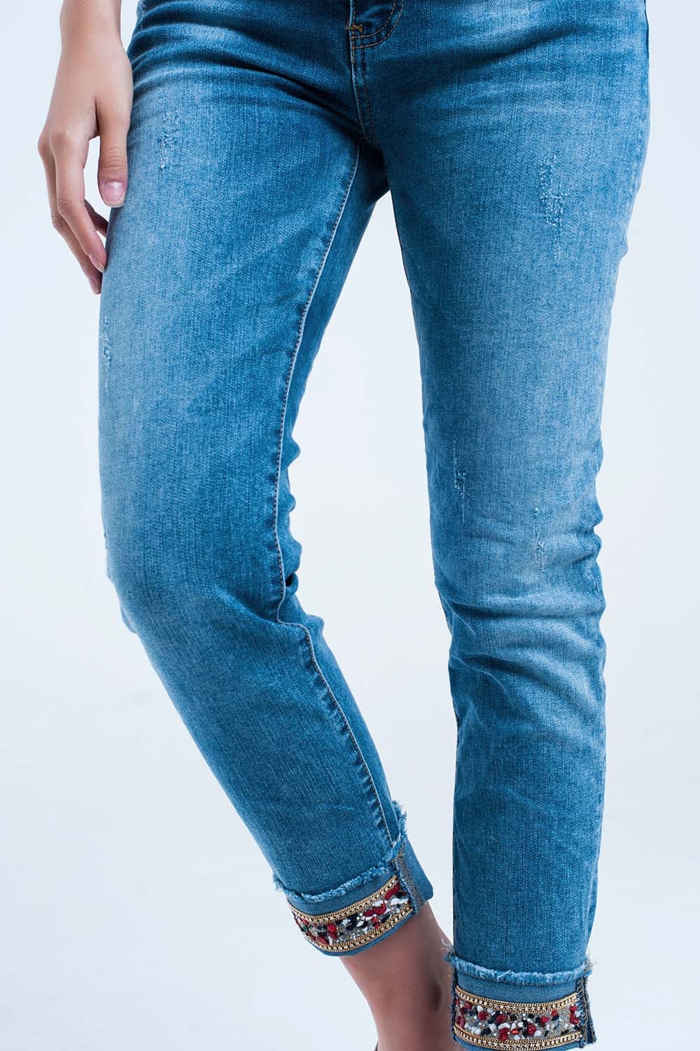 Jeans rectos tobillero con detalle de cristales Jeans rectos tobillero con detalle de cristales