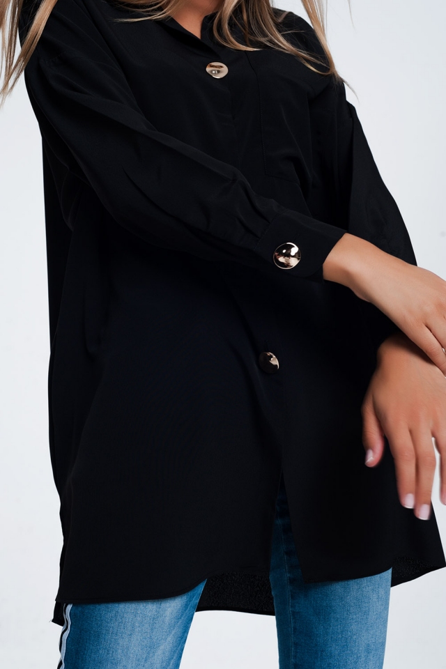 Camicia oversize a maniche lunghe con bottoni in nero