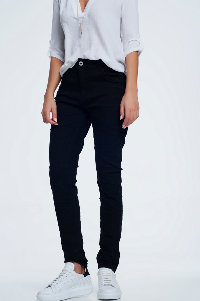 jean skinny noir avec entrejambe bas
