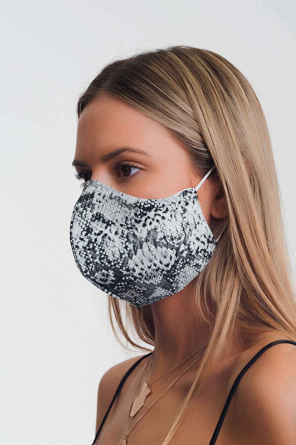 Paquete de 5 unidades Mascarilla estampado de serpiente en gris