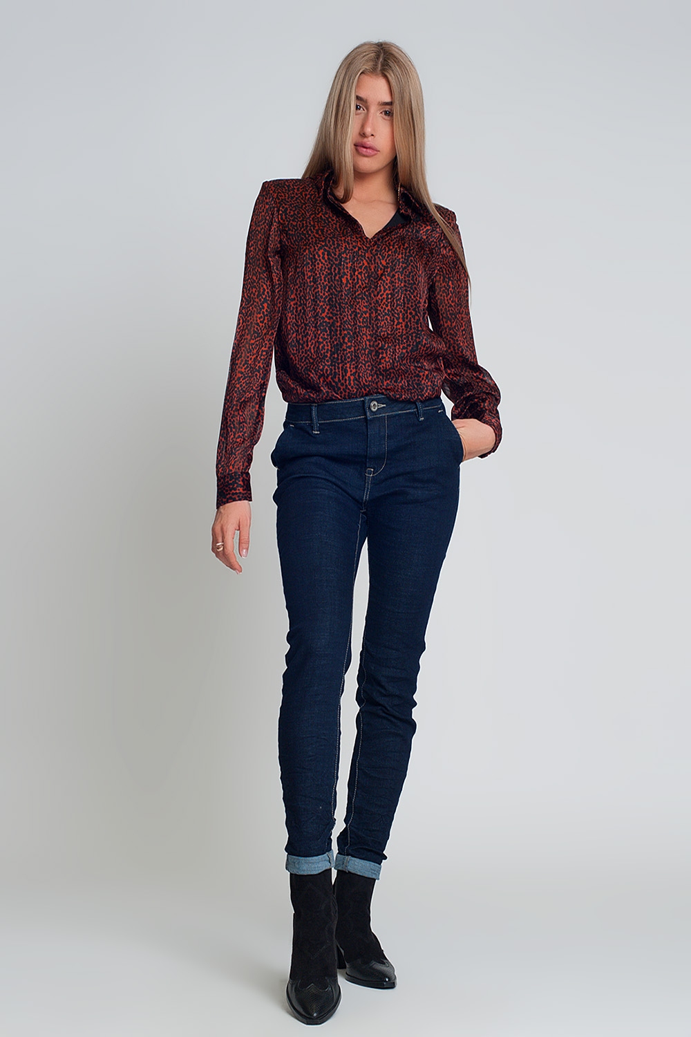 Pantalon vaquero estilo chino de corte pitillo Pantalon vaquero estilo chino de corte pitillo