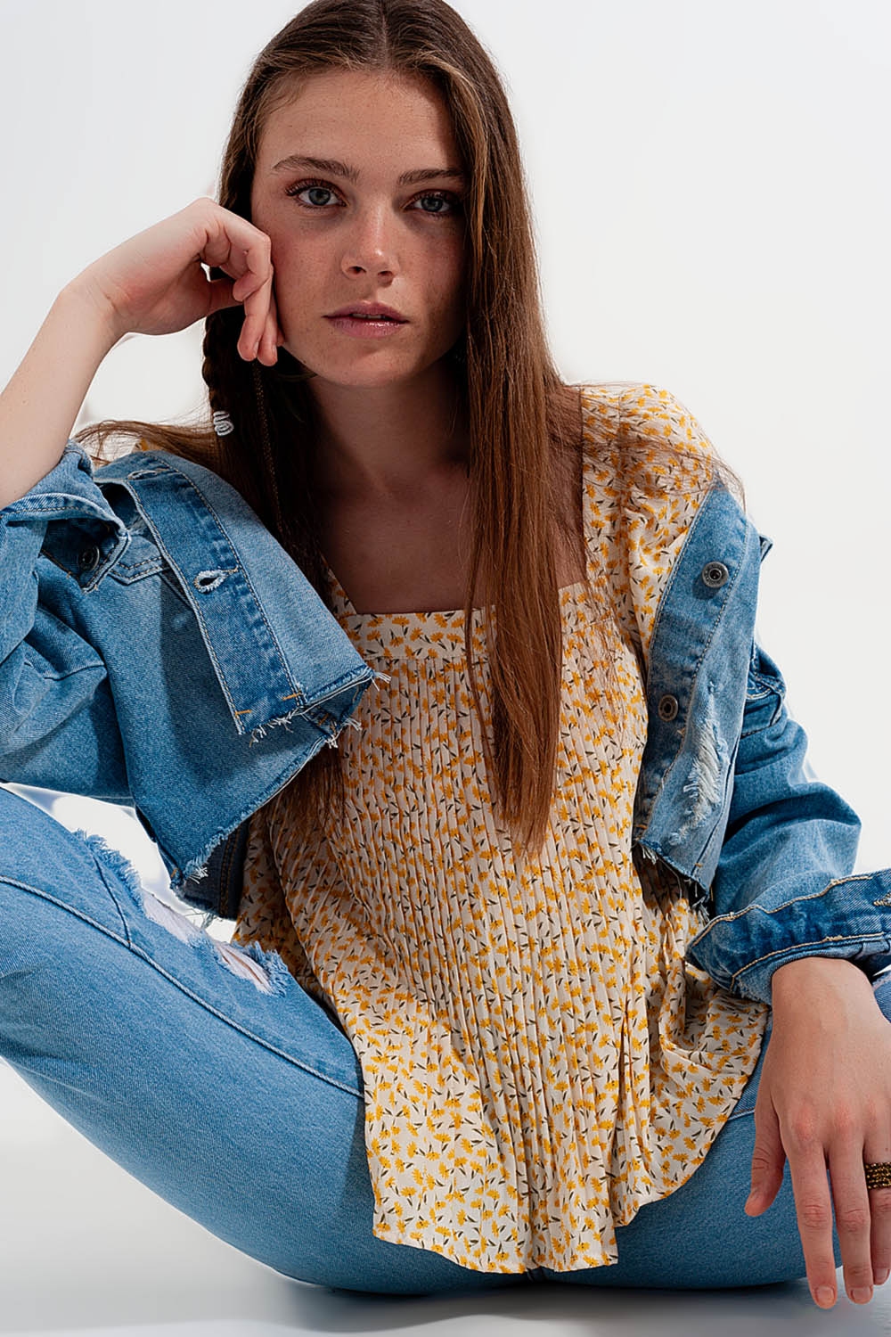 Top con escote cuadrado manga abullonada y estampado floral en amarillo Top con escote cuadrado manga abullonada y estampado floral en amarillo