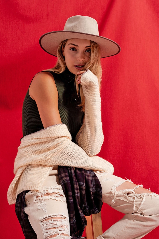 Knitted high neck top in green