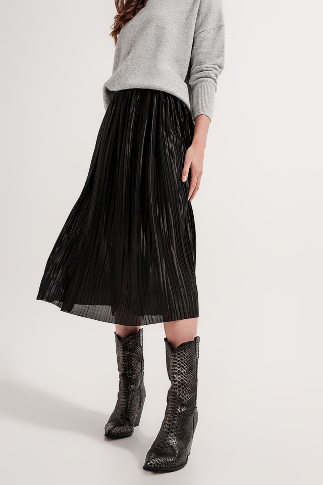 Shiny black pleated midi skirt